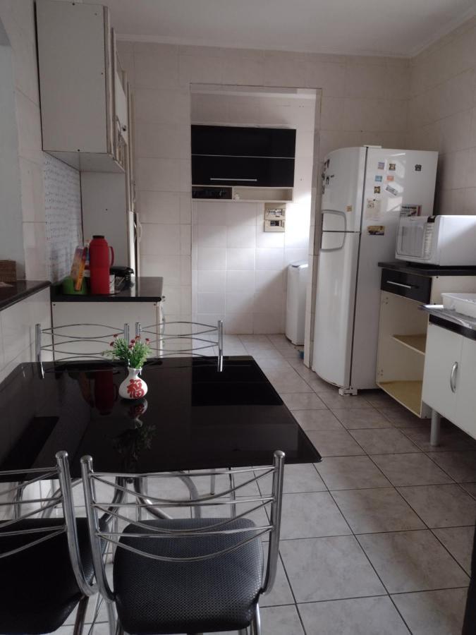 Casa Condominio Fechado- Asturias-グァルジャー エクステリア 写真